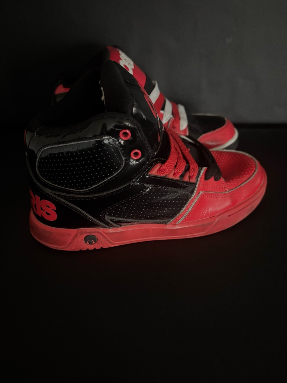 Osiris NYC 83 Color Block High Top Sneakers Red & Black - Picture 3 of 4
